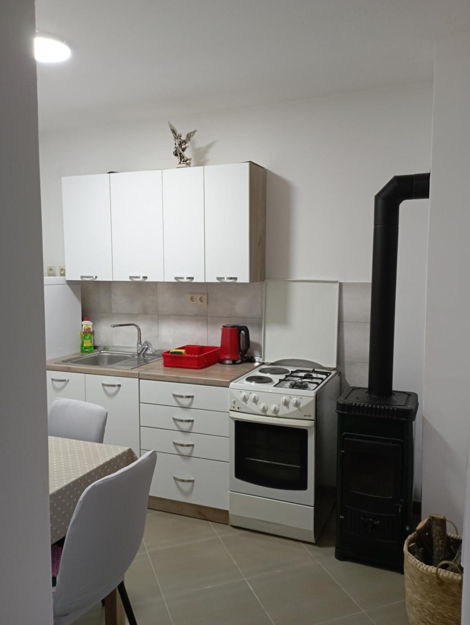 דירות Kijevo Luce מראה חיצוני תמונה