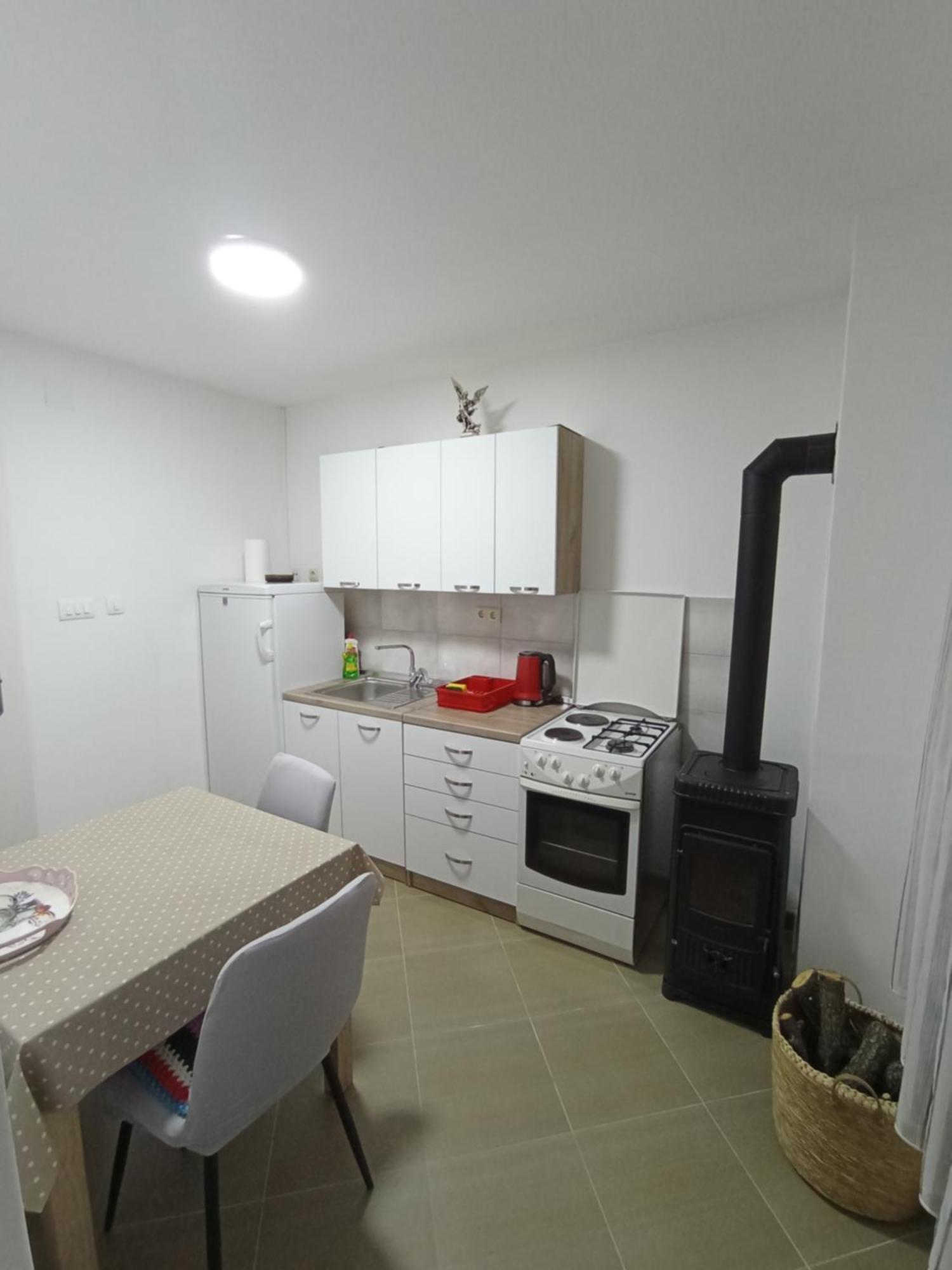 דירות Kijevo Luce מראה חיצוני תמונה